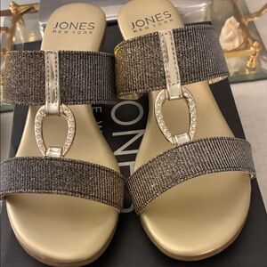 Jones New York Women's Glittering gold sparkles , 2 straps with rhinestone